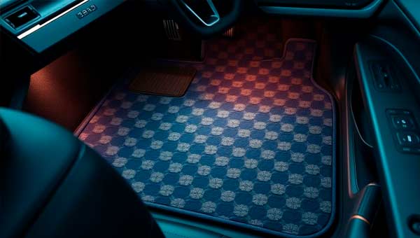 Советы по выбору автомобильного коврика в багажник